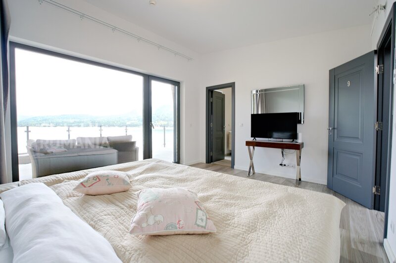 Colibita, Lake View Resort, 2 vile, 837 mp, teren 3888 mp, acces lac 153 ml.